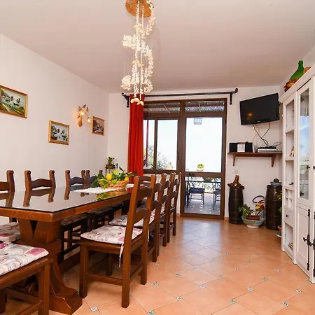 - Casa Tatano Marciano